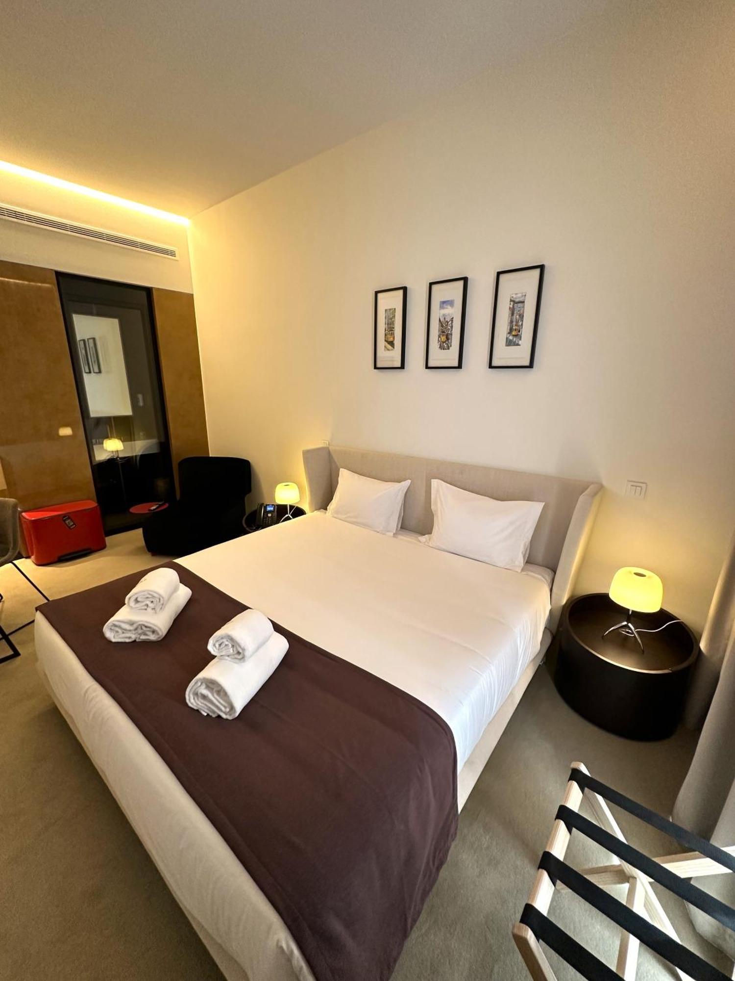 Golden Lisbon Hotel Exterior photo